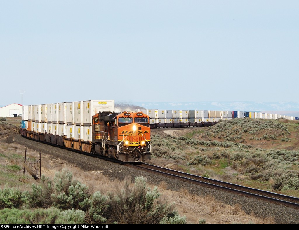 BNSF 7498